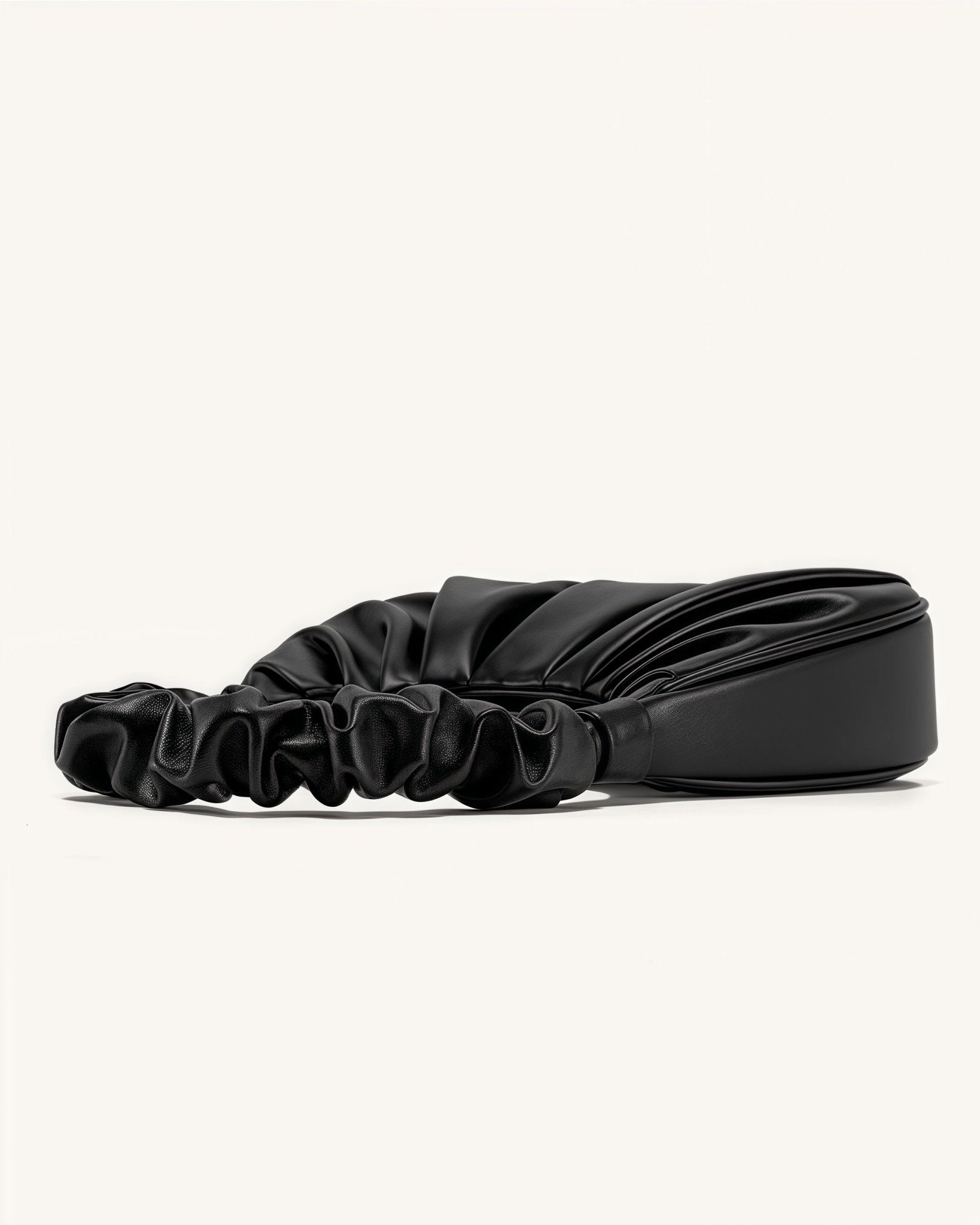 Pliée Douce Bag - Velnoir™