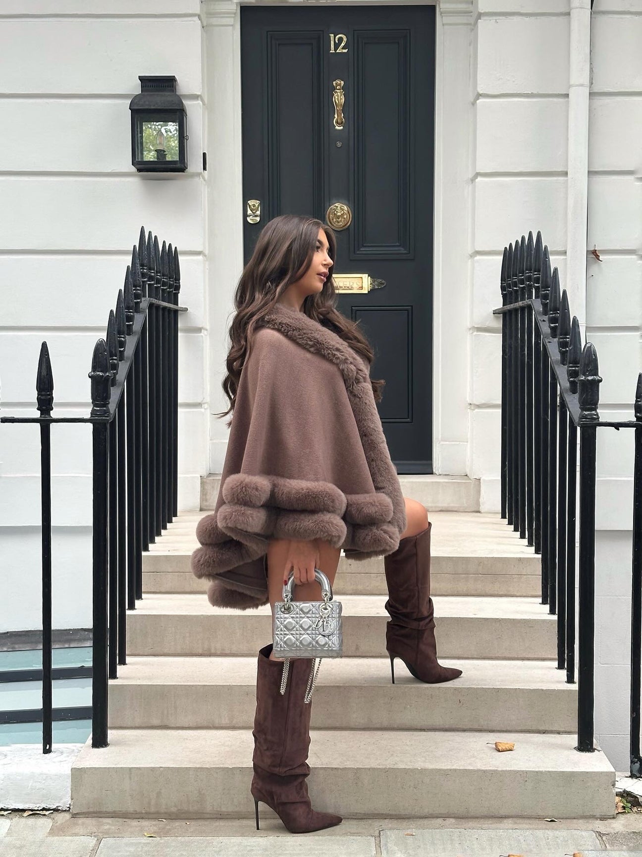 Special Furéliá Fell Cape - Velnoir Fashion