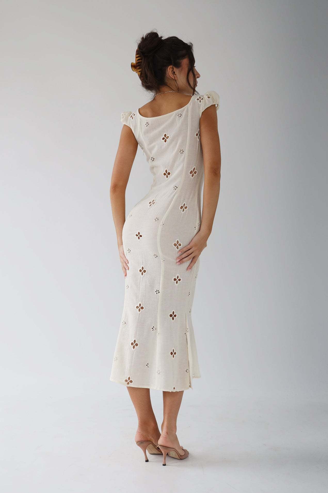 Velnoir™ Isola Linen - Blend Dress - Velnoir™