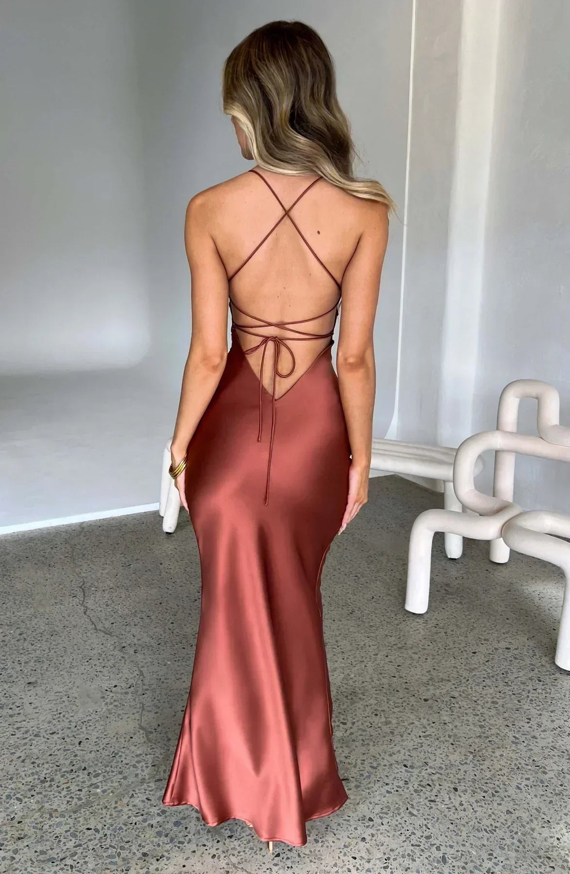 Velnoir™ L'Allure Saphire Maxi Dress - Velnoir™