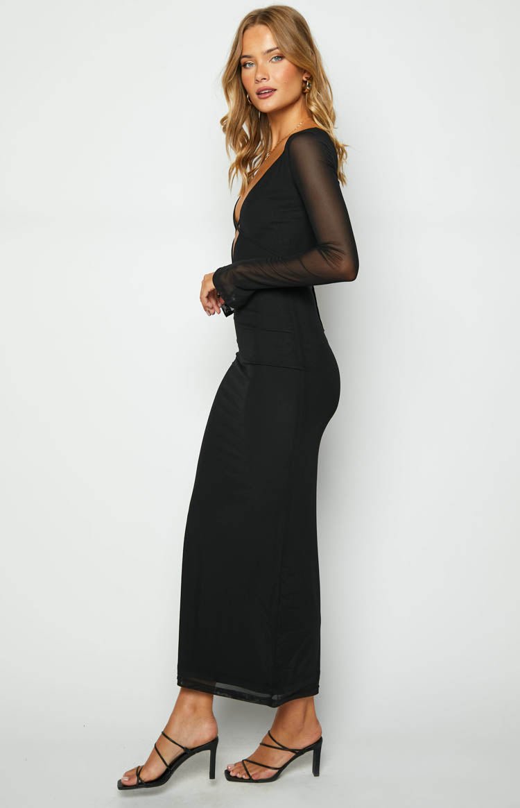 Velnoir™ Seraphie Deep Maxi Dress - Velnoir™